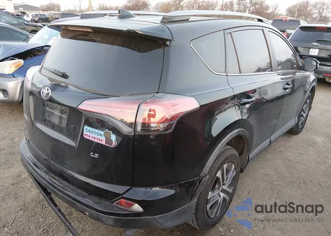 2017 Toyota Rav4 Le z USA, uszkodzony, nr VIN 2T3ZFREV6HW365045